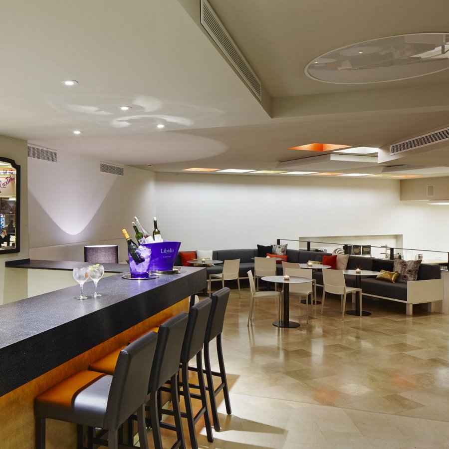 Wine Bar & Lounge del Hotel Palladium